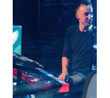 Photo of Piano Teacher Photo of Piano Teacher